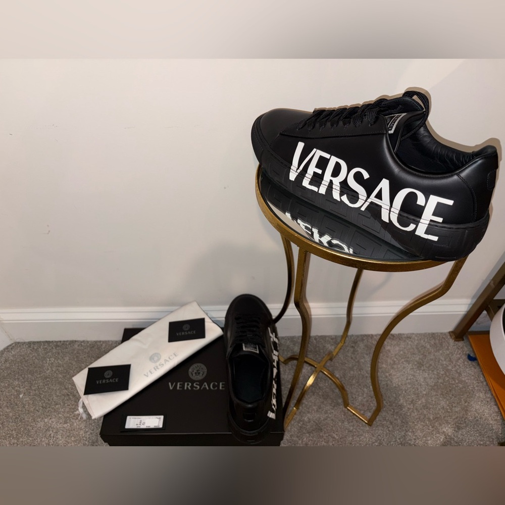 Versace Greca Logo Low Top Sneakers NEW